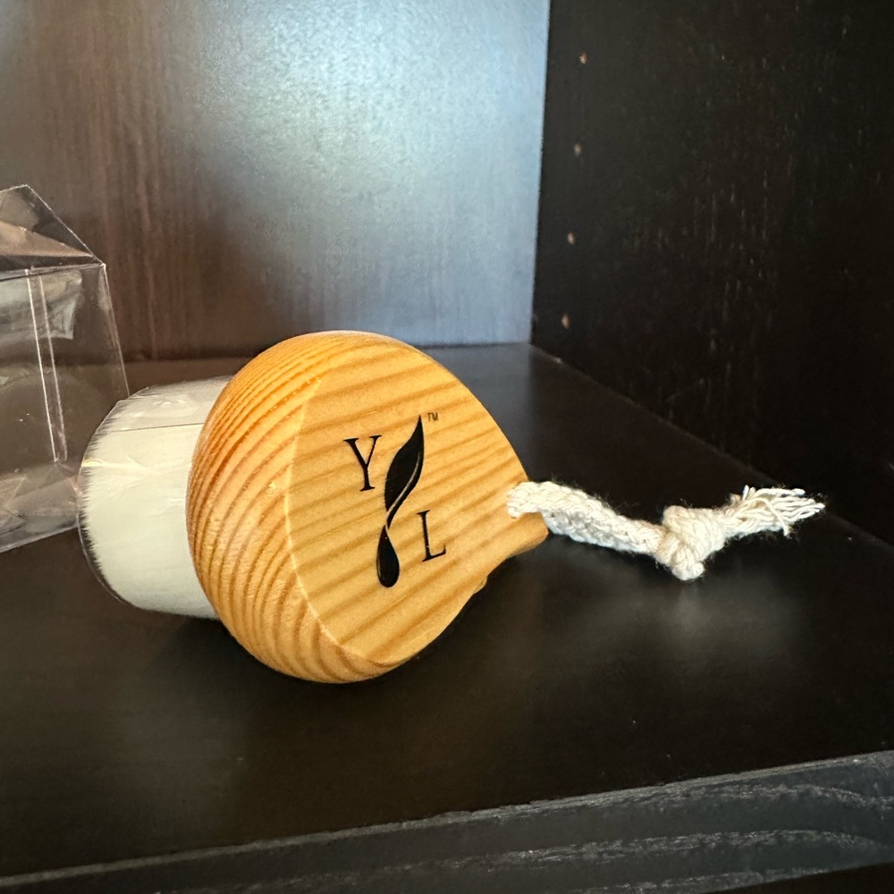 Super Soft Facial Brush Young Living Beauty Skin Care Tool‎